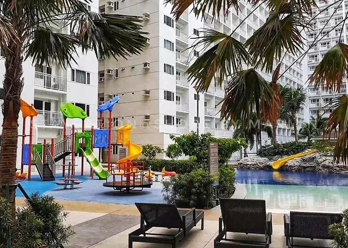 Shore D6, Shortwalk Mall Of Near Airport * Manila