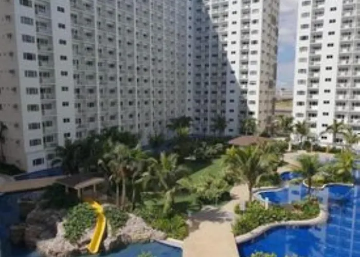Shore D6, Shortwalk Mall Of Near Airport *