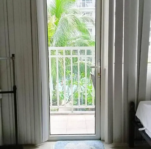 Apartment Shore D6, Shortwalk Mall Of Near Airport *