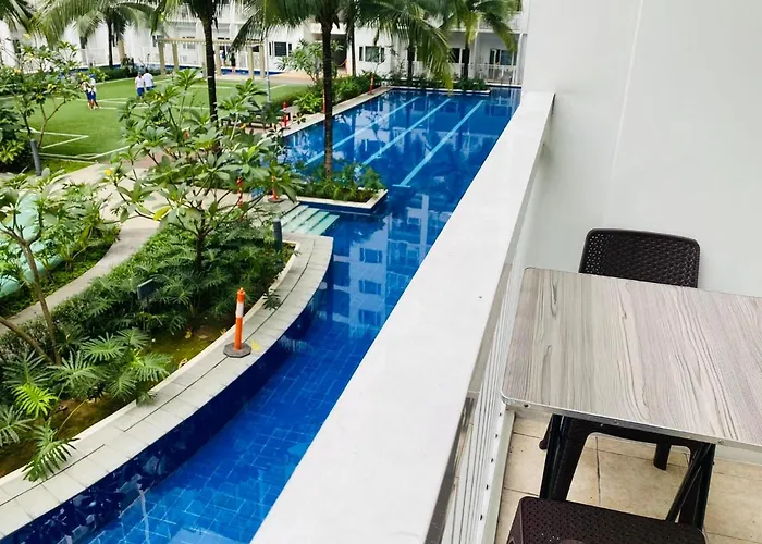 Shore D6, Shortwalk Mall Of Near Airport Manila