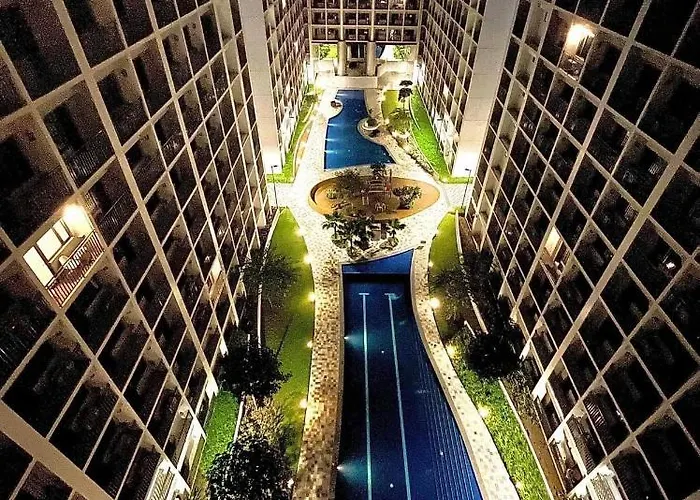 Shore D6, Shortwalk Mall Of Near Airport Manila